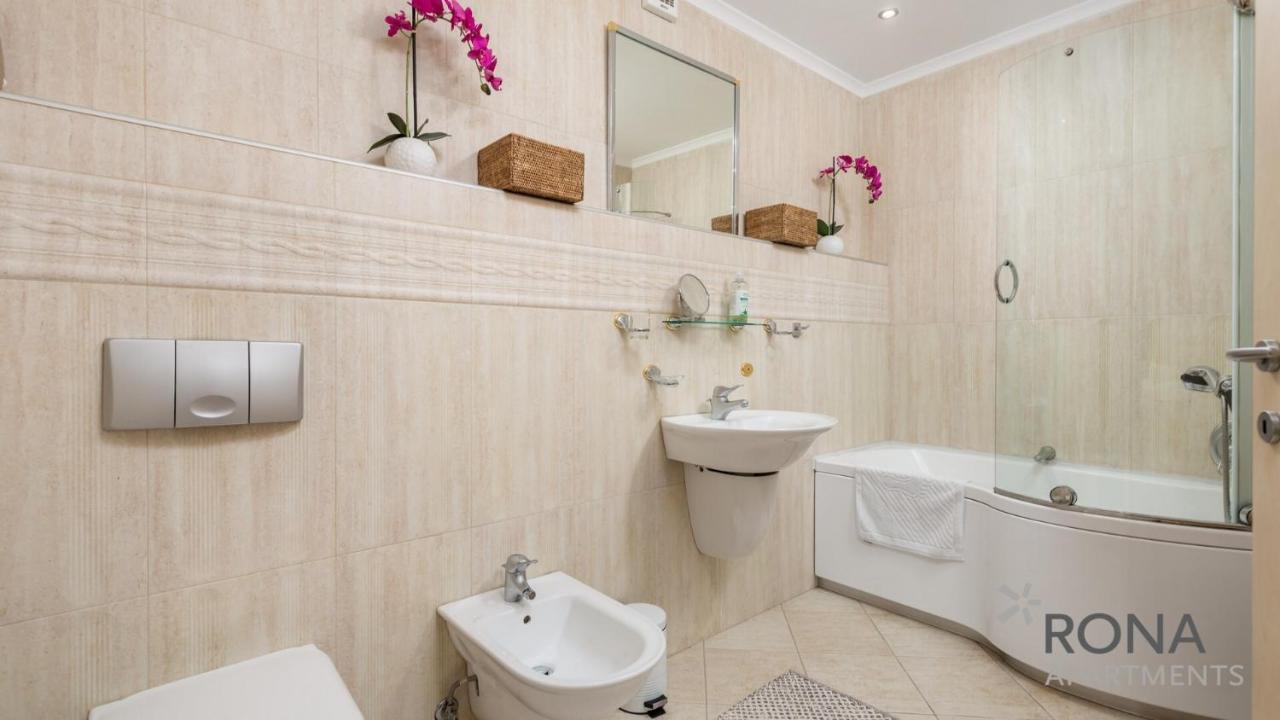 Rona Luxury Apartment Alba Icici Exterior photo
